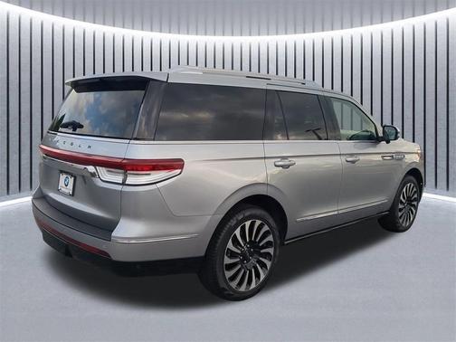2024 Lincoln Navigator Black Label