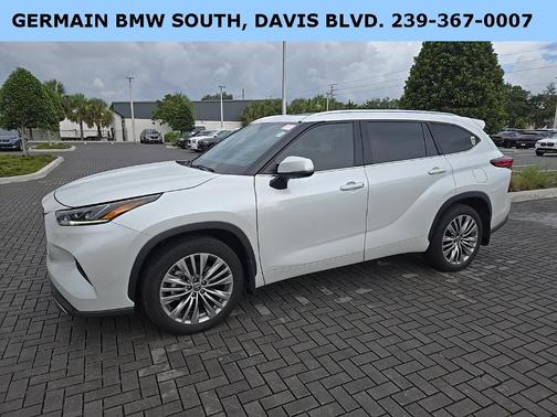 2022 Toyota Highlander Platinum