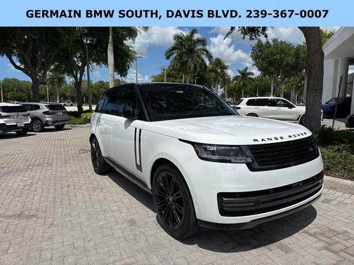 Fuji White 2022 Land Rover Range Rover P400 SE