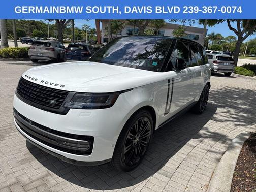 Fuji White 2022 Land Rover Range Rover P400 SE
