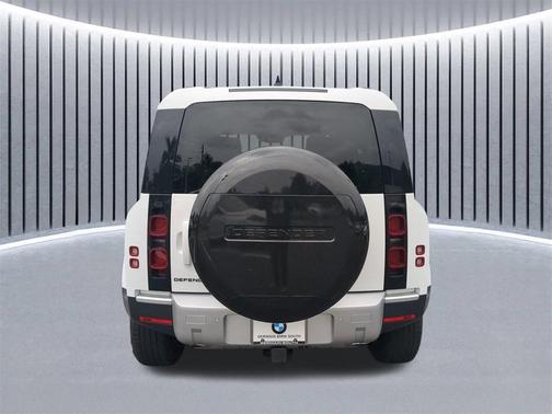 2024 Land Rover Defender P400 S