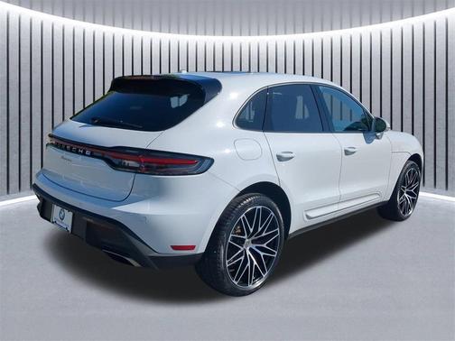 2023 Porsche Macan T