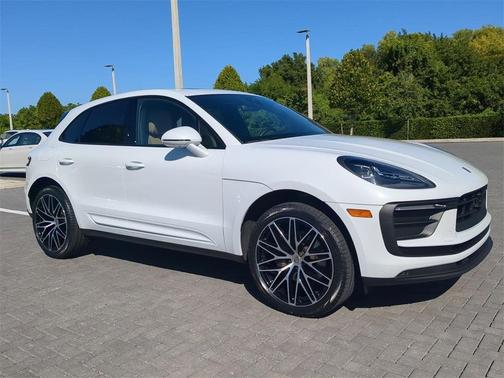 2023 Porsche Macan T