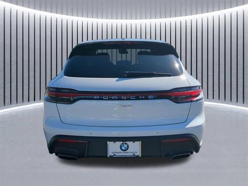 2023 Porsche Macan T