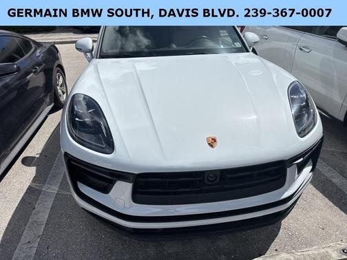 2023 Porsche Macan T