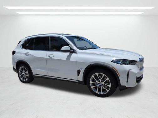 Alpine White 2026 BMW X5 xDrive40i