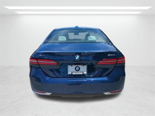 2026 BMW 530 i xDrive