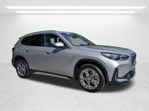 Space Silver 2026 BMW X1 xDrive28i