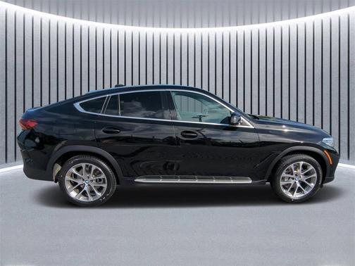 2022 BMW X6 xDrive40i