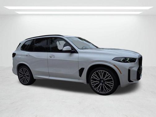 Mineral White Metallic 2026 BMW X5 xDrive40i