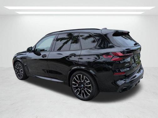 Black Sapphire Metallic 2026 BMW X5 PHEV xDrive50e