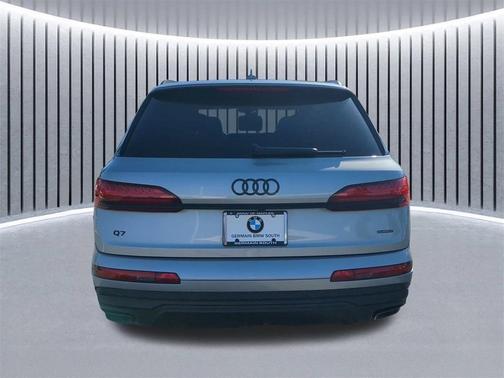 2025 Audi Q7 55 Premium Plus