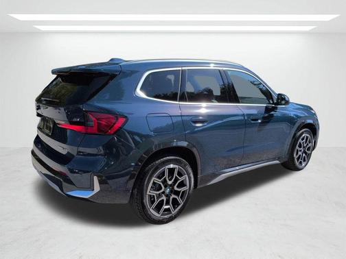 Night 2026 BMW X1 xDrive28i