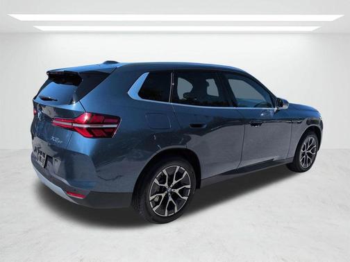 Arctic Race Blue Metallic 2026 BMW X3 30 xDrive