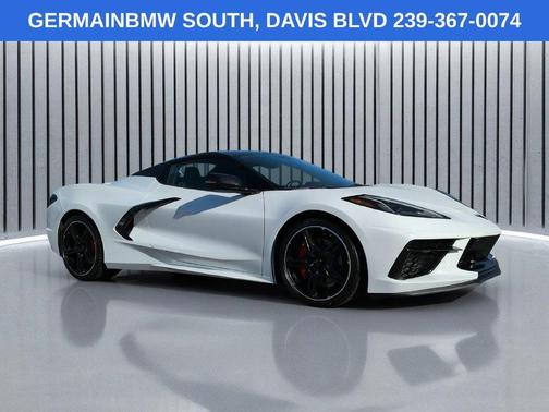 Arctic White 2024 Chevrolet Corvette Stingray w/2LT