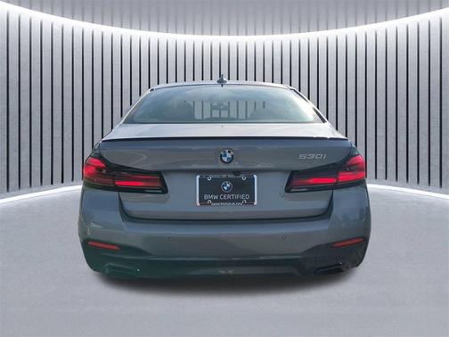 2023 BMW 530 i