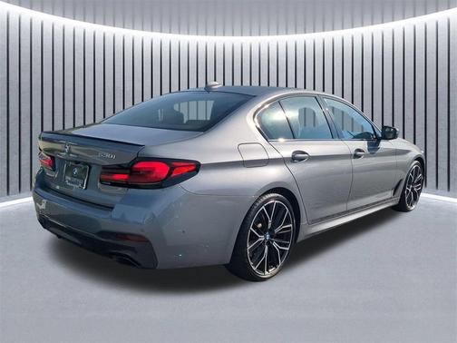 2023 BMW 530 i