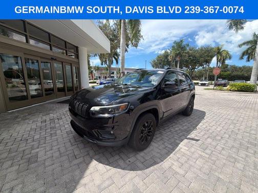 Diamond Black 2023 Jeep Cherokee Altitude Lux