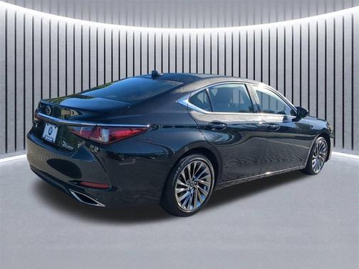 2024 Lexus ES 350 Luxury