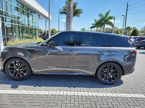 2024 Land Rover Range Rover Sport Dynamic SE