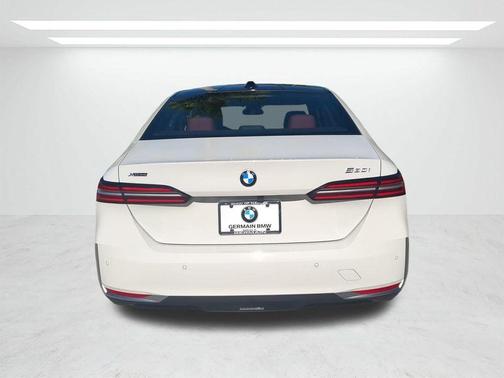 2026 BMW 530 i xDrive