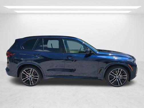Tanzanite Blue II Metallic 2026 BMW X5 M60i