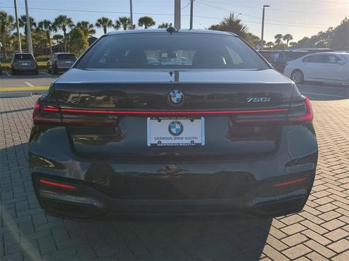 2021 BMW 750 i xDrive