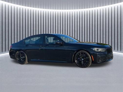 2021 BMW 750 i xDrive