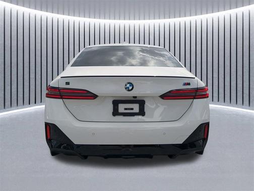 2024 BMW 540 i xDrive