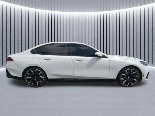 2024 BMW 540 i xDrive