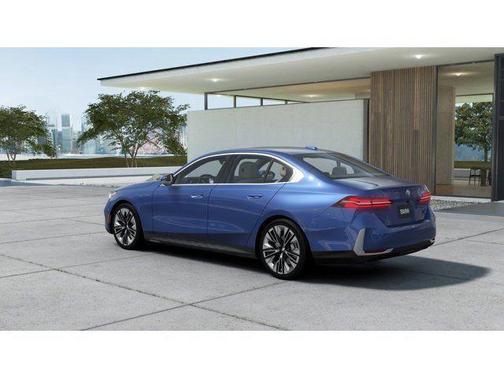 C1M 2027 BMW 530 i
