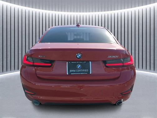 2022 BMW 330 i xDrive