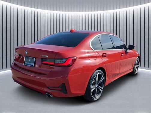 2022 BMW 330 i xDrive