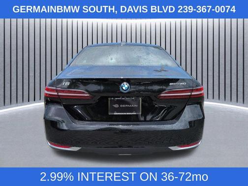 Black Sapphire Metallic 2024 BMW i5 eDrive40