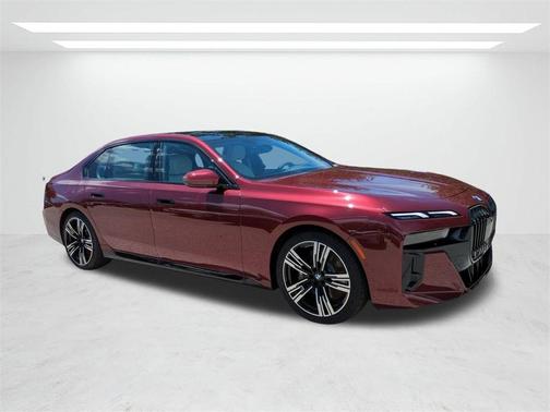 2025 BMW 760 760i xDrive