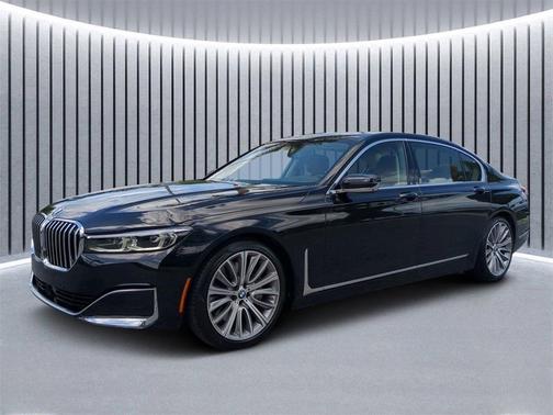 2022 BMW 750 i xDrive