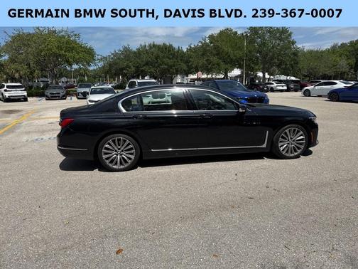 2022 BMW 750 i xDrive
