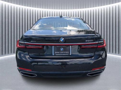 2022 BMW 750 i xDrive