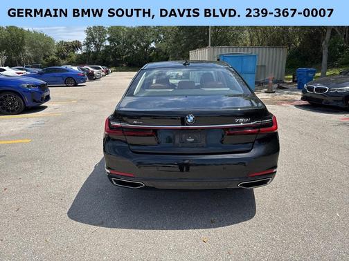 2022 BMW 750 i xDrive