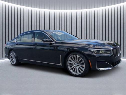 2022 BMW 750 i xDrive