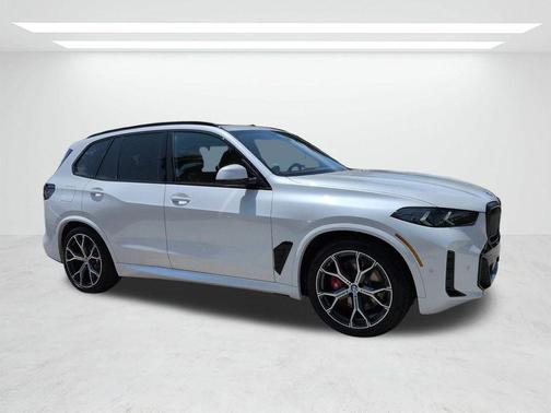 Mineral White Metallic 2026 BMW X5 xDrive40i