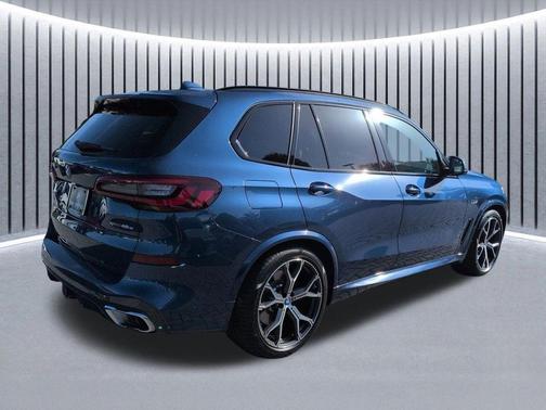 Phytonic Blue Metallic 2023 BMW X5 PHEV xDrive45e