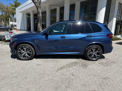 2023 BMW X5 PHEV xDrive45e
