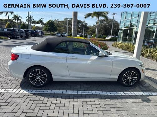 2019 BMW 230 i
