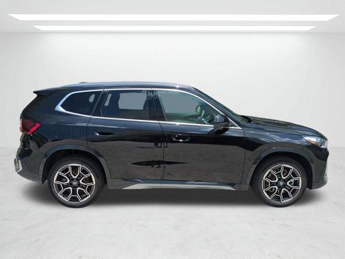 Jet Black 2026 BMW X1 xDrive28i