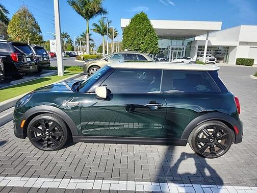 2023 MINI Hardtop Cooper