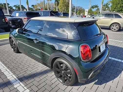2023 MINI Hardtop Cooper