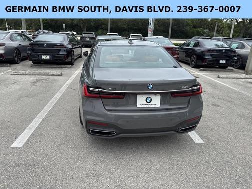 2021 BMW 750 i xDrive