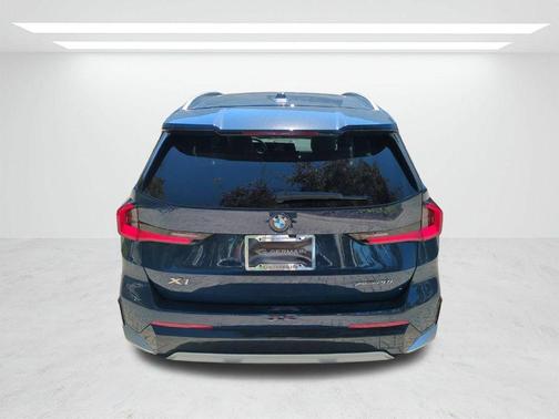 Night 2027 BMW X1 xDrive28i