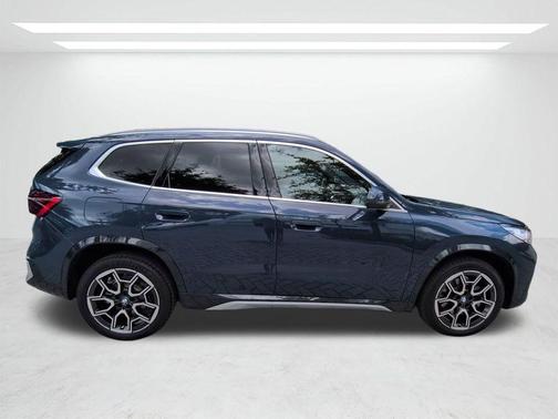 Night 2026 BMW X1 xDrive28i